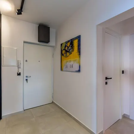 Calypso Apartment Rijeka Exterior photo